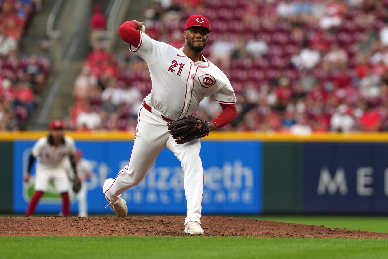 St. Louis Cardinals v Cincinnati Reds