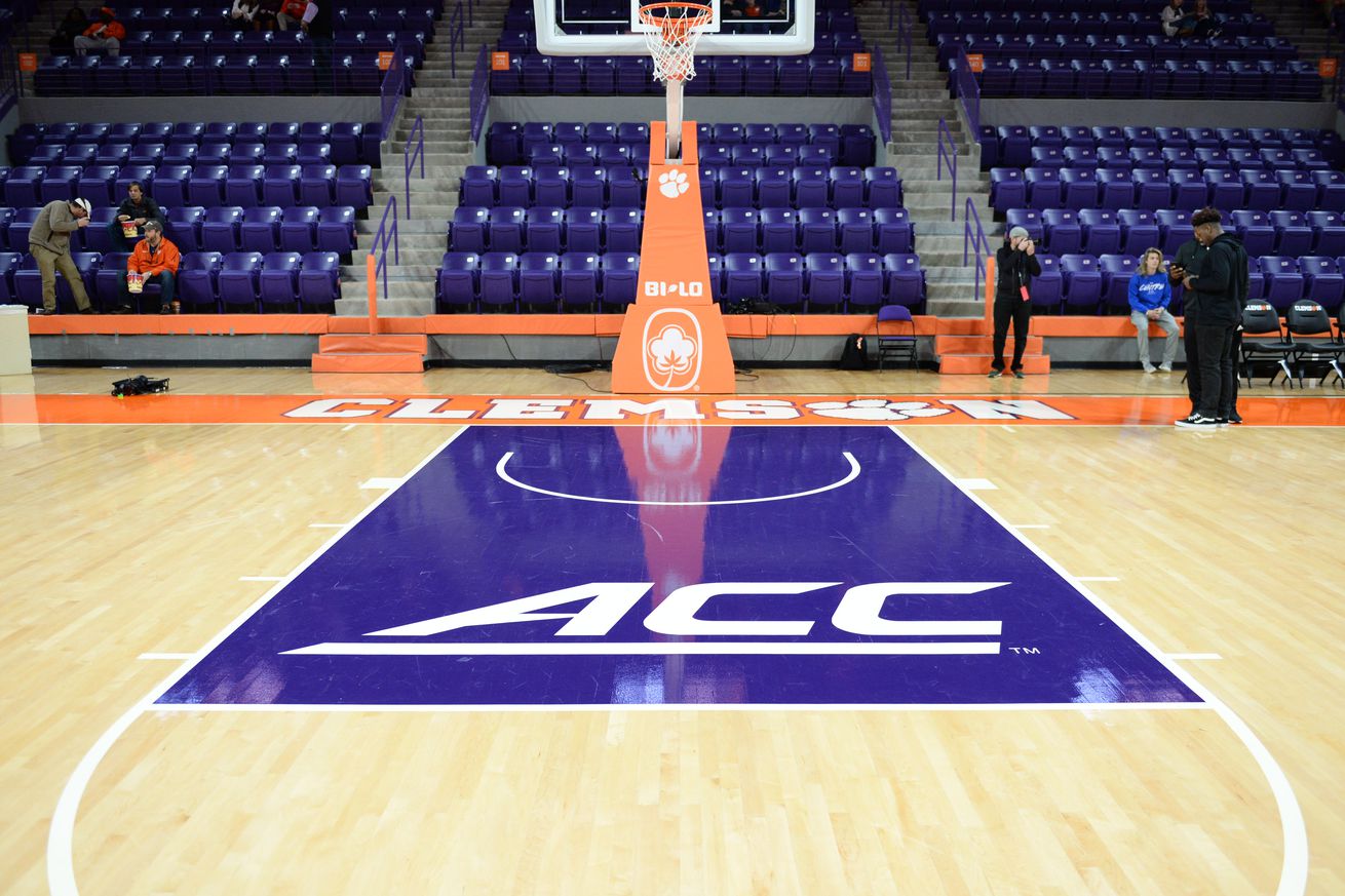 COLLEGE BASKETBALL: JAN 13 Miami at Clemson