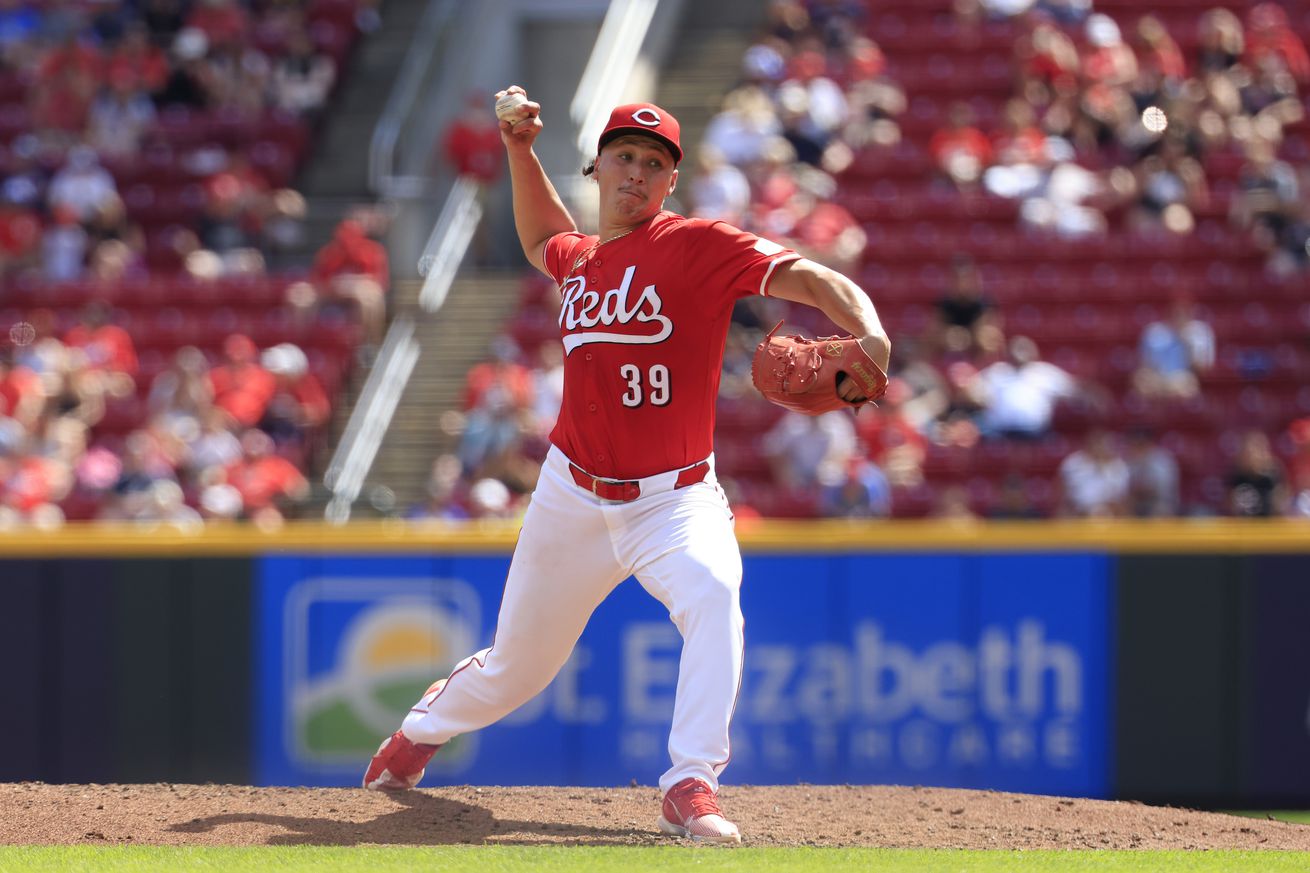 Atlanta Braves v Cincinnati Reds