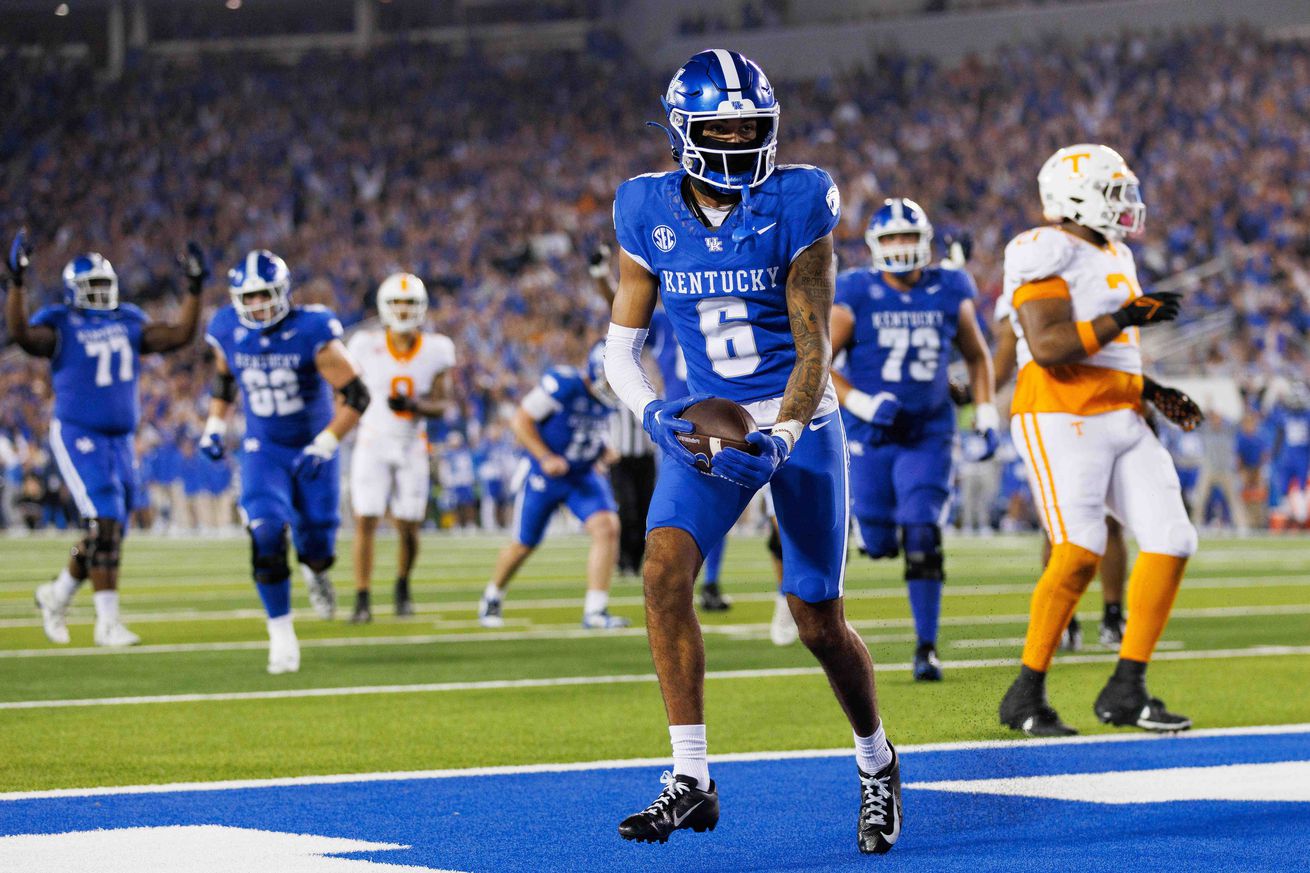 NCAA Football: Tennessee at Kentucky