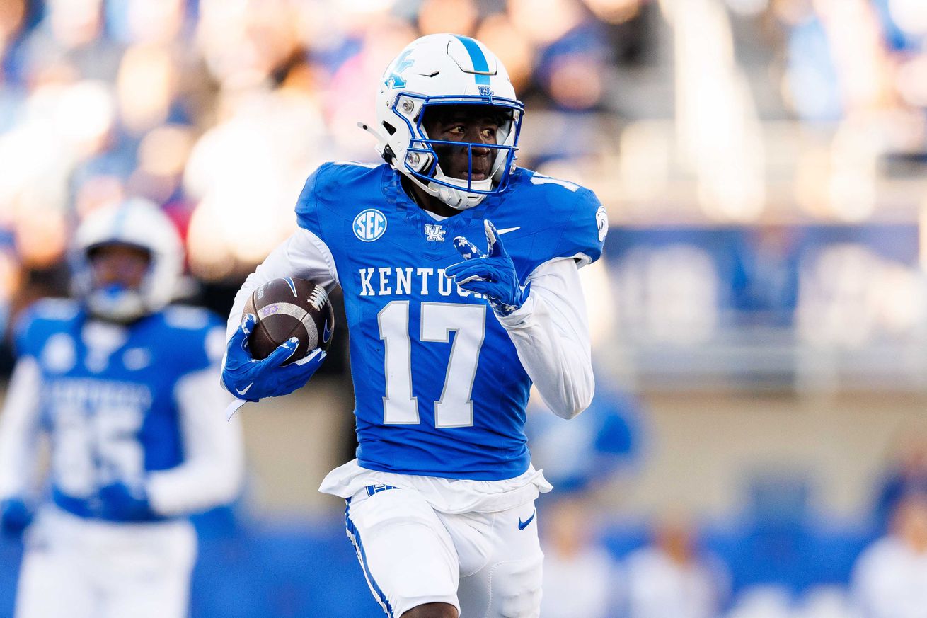 NCAA Football: Murray State at Kentucky