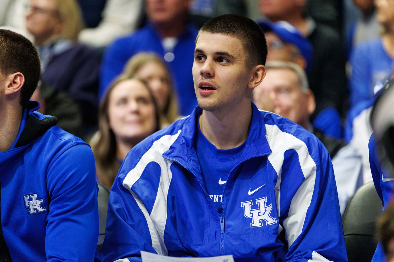 NCAA Basketball: Louisville at Kentucky