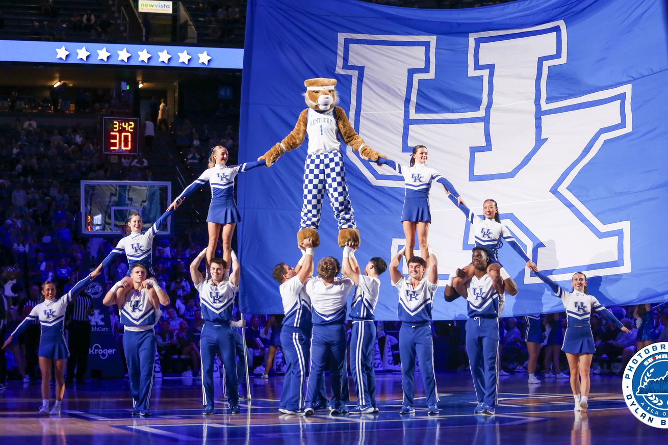 UK Wildcat Mascot Logo Kentucky